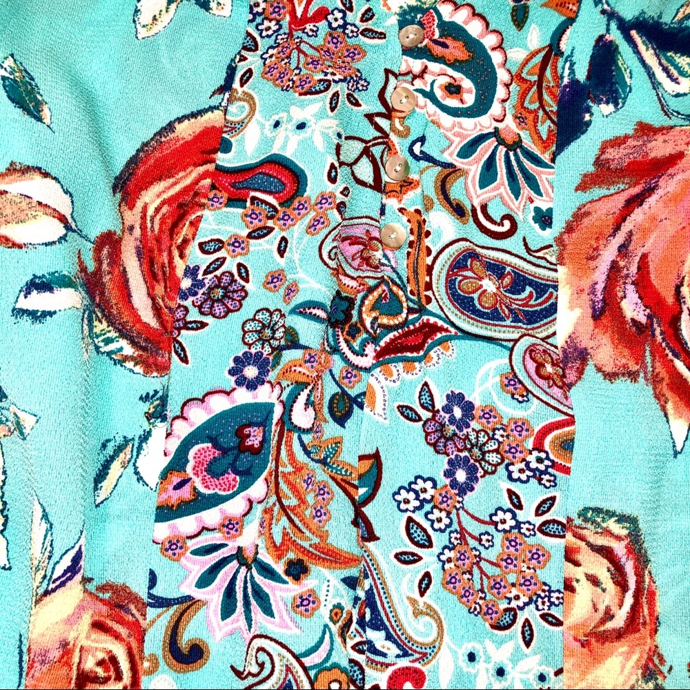 Multicolored Flowy Top, Size Medium - Picture 4 of 4